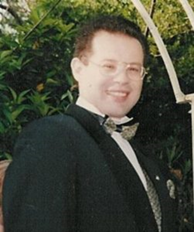 Δρ. Κώστας Σαχπάζης